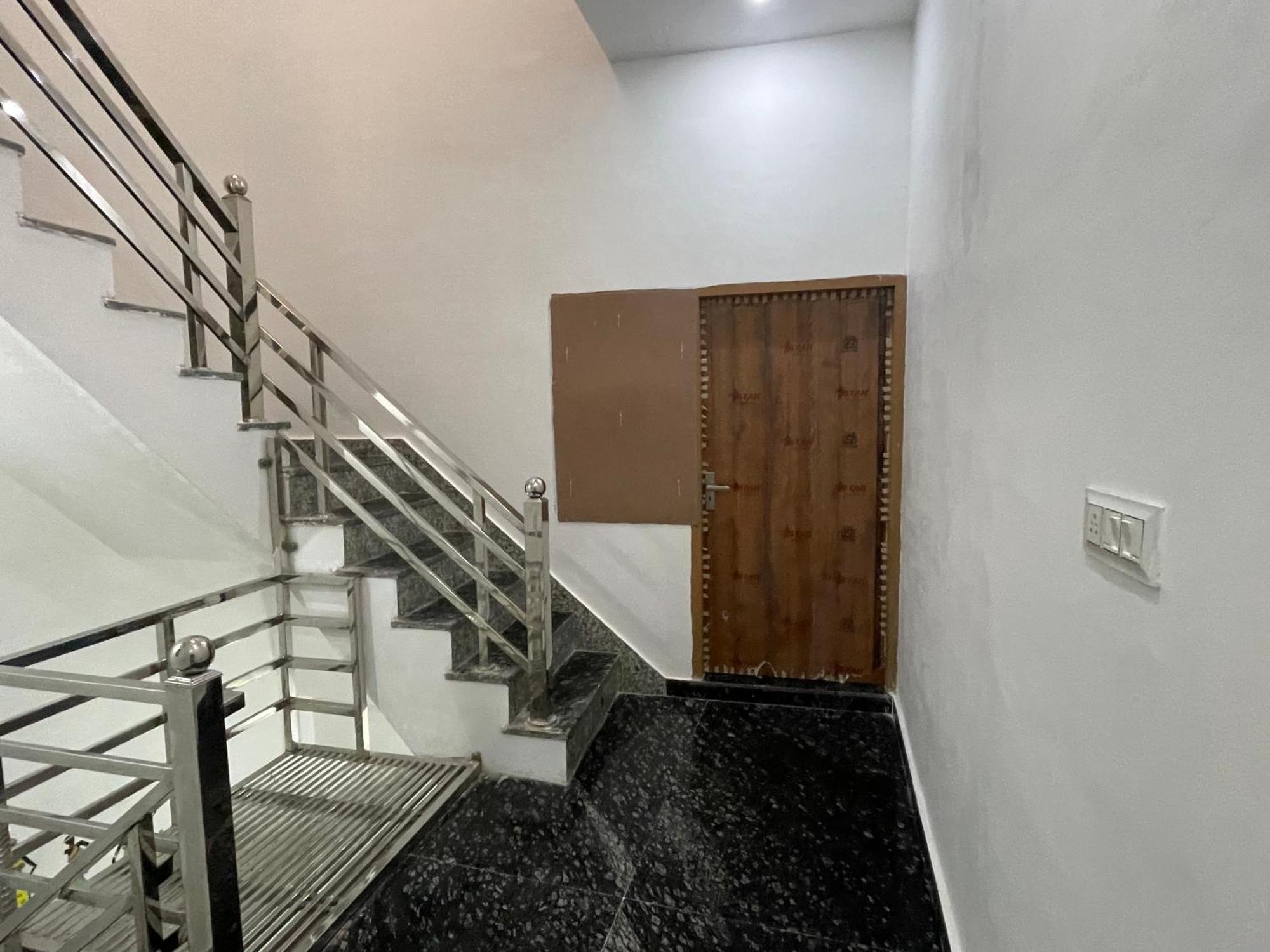 Rukmani Villas Group Of Rukmani Home Stay Матхура Екстер'єр фото